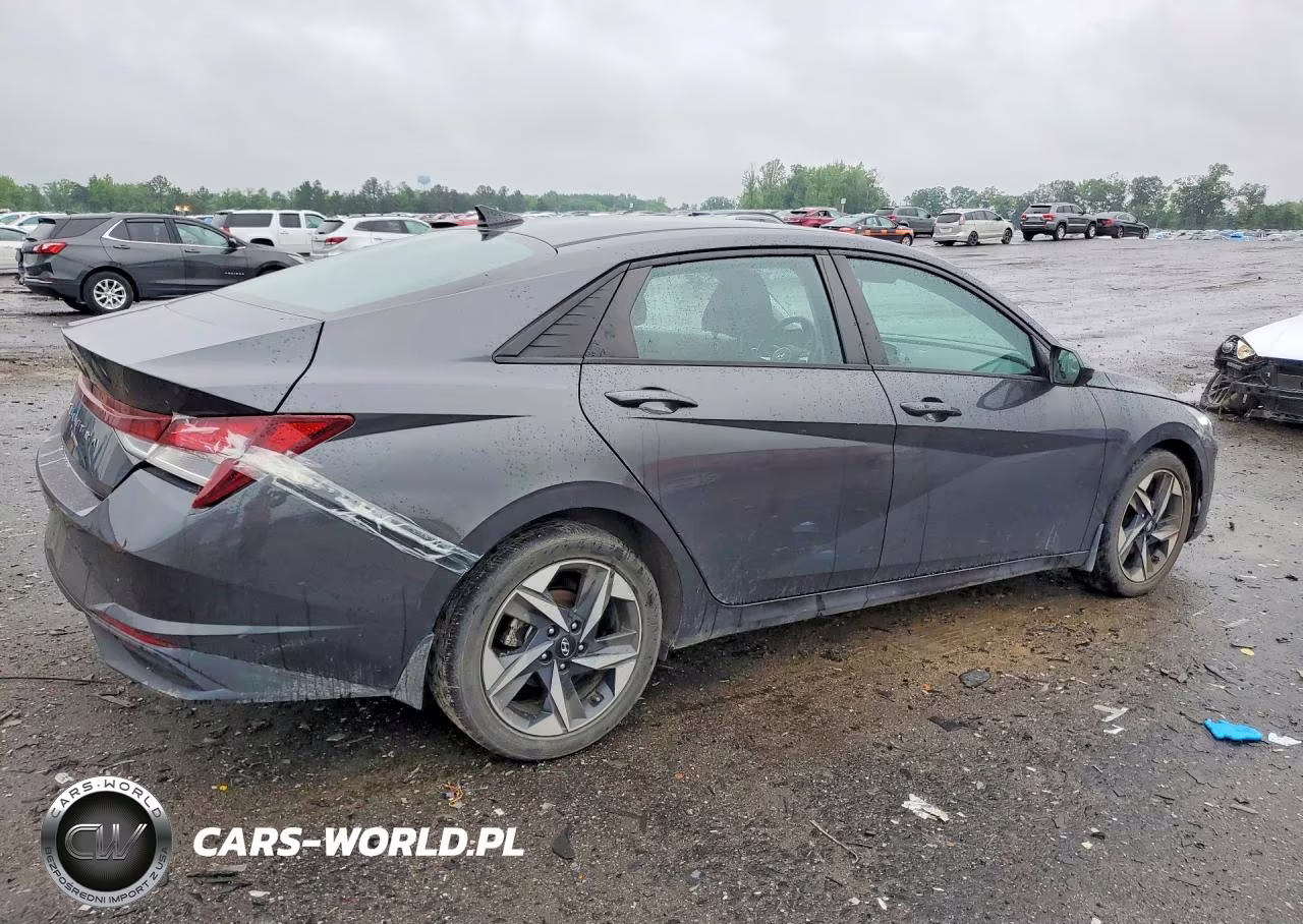 2023 Hyundai Elantra Sel VIN:5NPLS4AG6PH102636 - 3