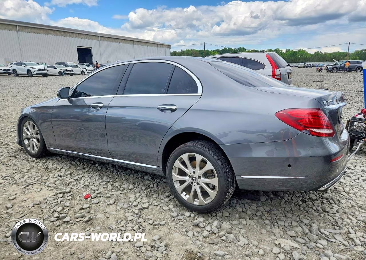 2018 Mercedes-Benz E 300 4Matic VIN:WDDZF4KB4JA310083 - 2