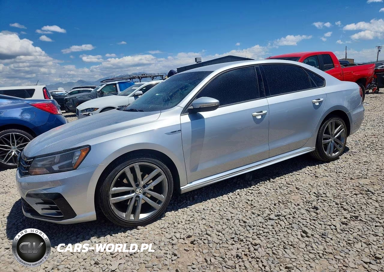 2018 Volkswagen Passat S – zdjęcie 1 z 12