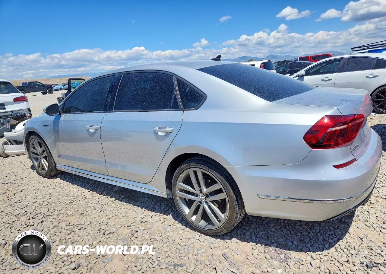 2018 Volkswagen Passat S VIN:1VWAA7A34JC001555 - 2