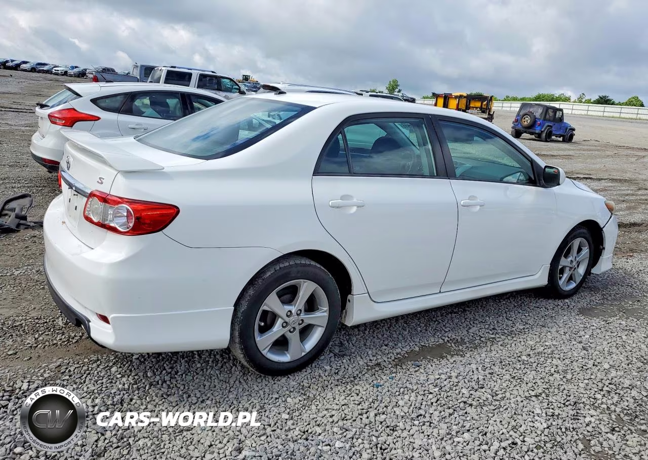 2012 Toyota Corolla S VIN:2T1BU4EE6CC832865 - 3