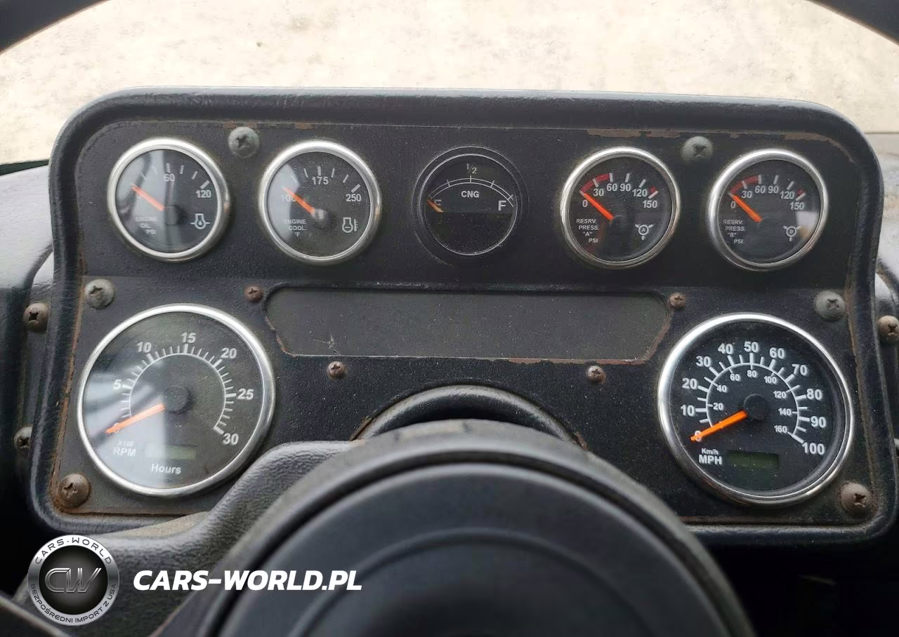 2011 Autocar Xpeditor Refuse Truck VIN:5VCACLLE3BH212855 - 8