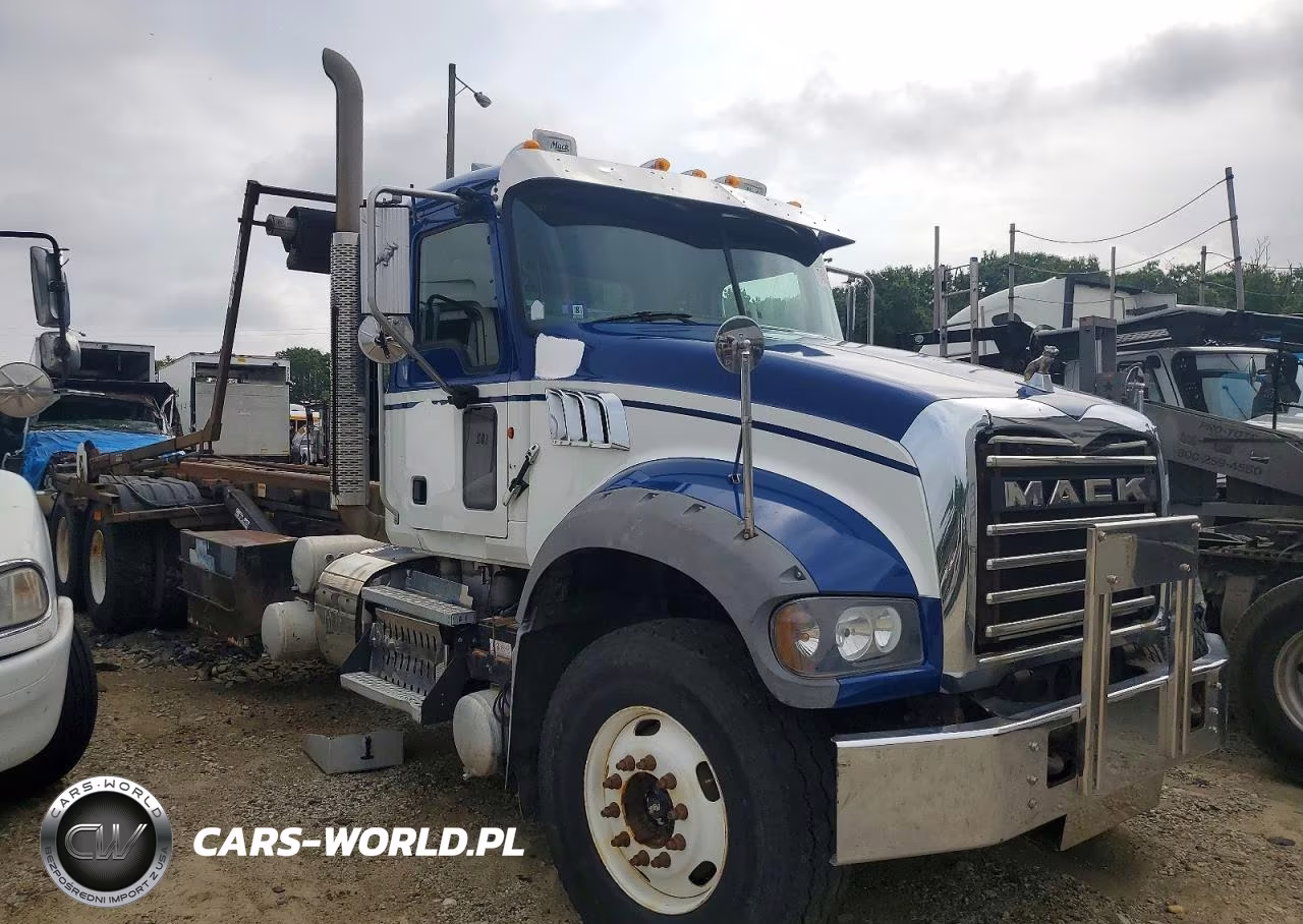 2011 Mack Gu713 Roll-Off Container Truck