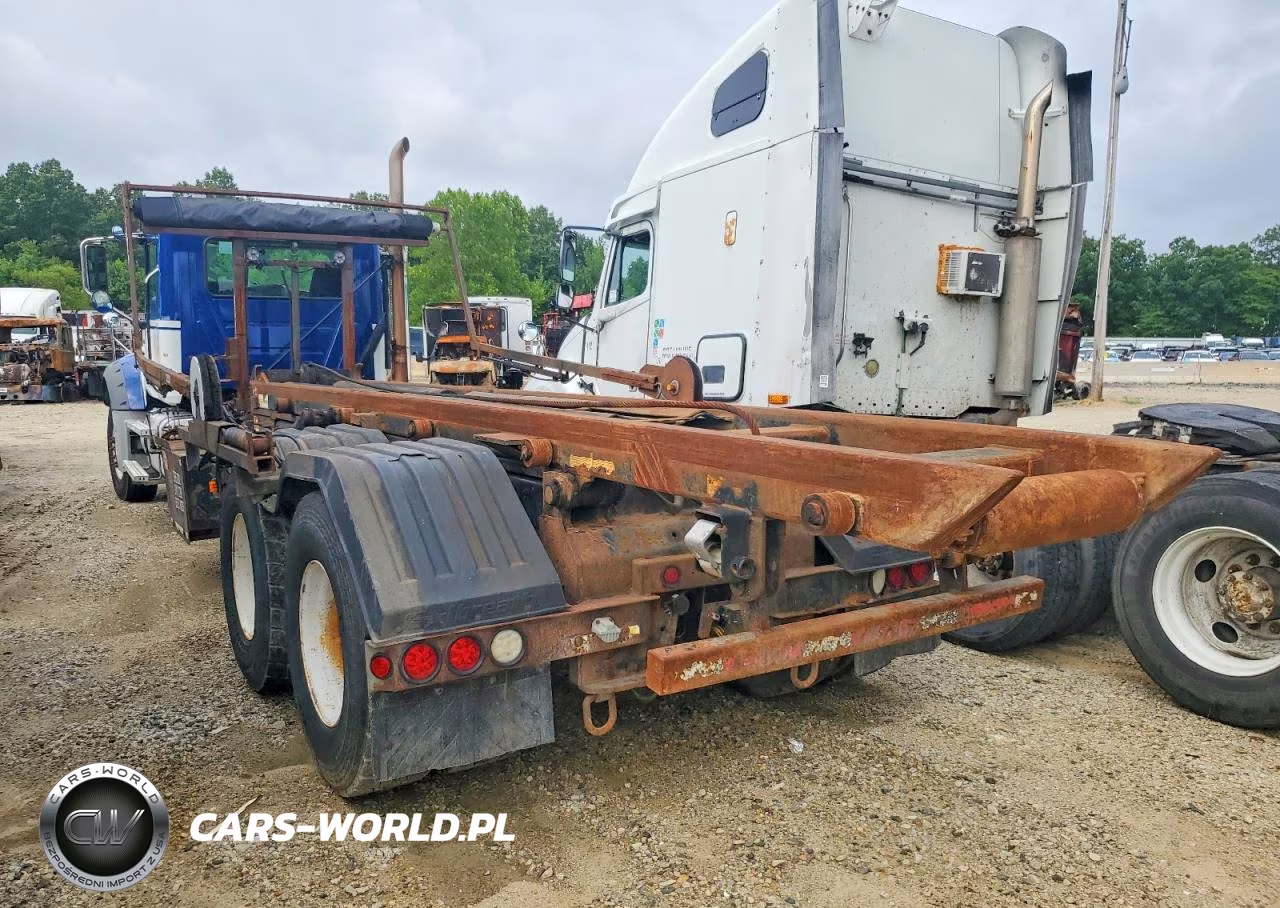 2011 Mack Gu713 Roll-Off Container Truck VIN:1M2AX04C5BM010583 - 3