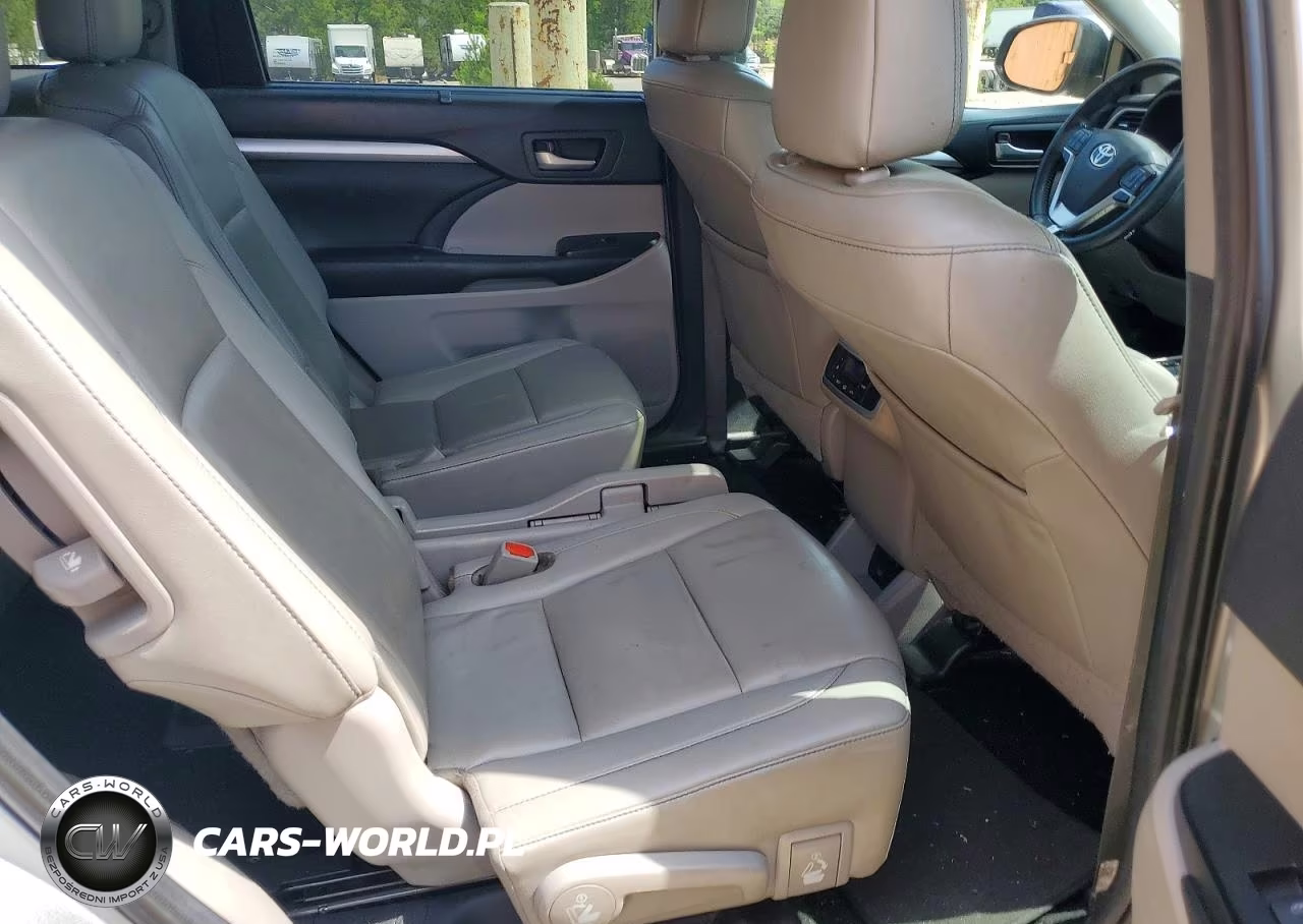 2019 Toyota Highlander Xle VIN:5TDKZRFH4KS550625 - 10