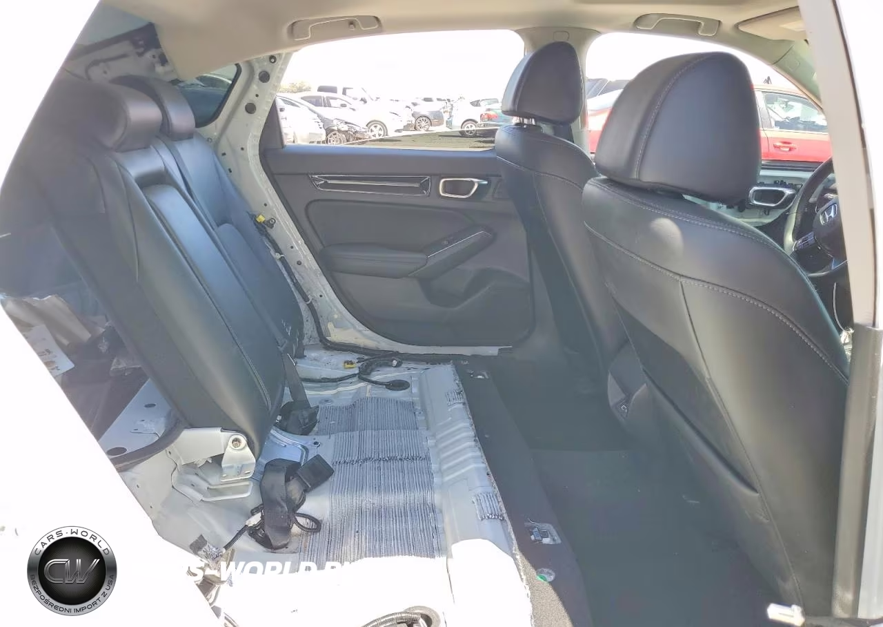 2024 Honda Civic Touring VIN:2HGFE1F91RH340839 - 10