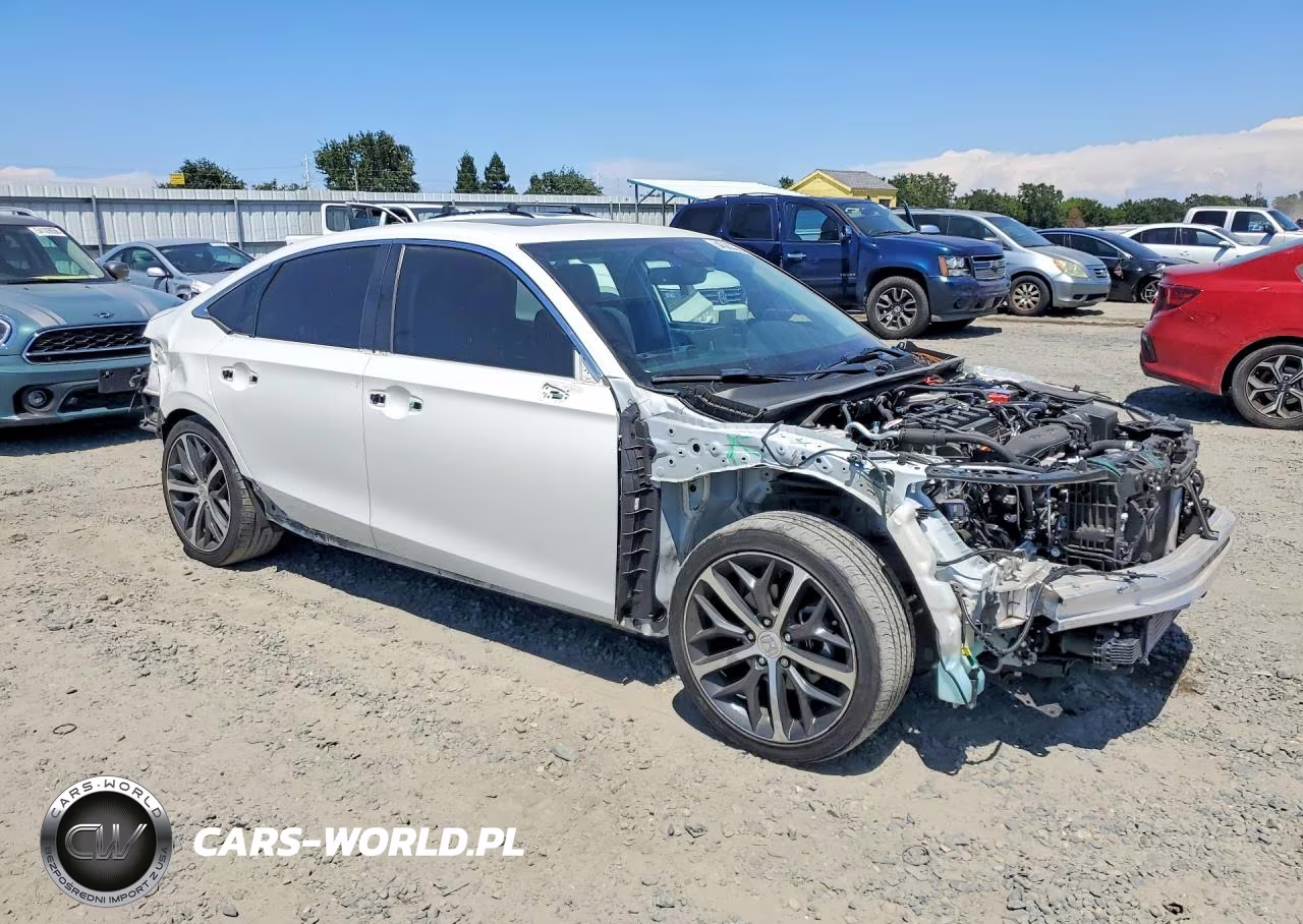 2024 Honda Civic Touring VIN:2HGFE1F91RH340839 - 4
