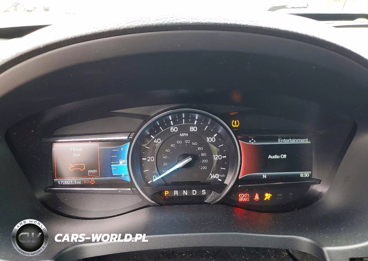 2018 Ford Explorer Xlt VIN:1FM5K8D82JGC56174 - 9