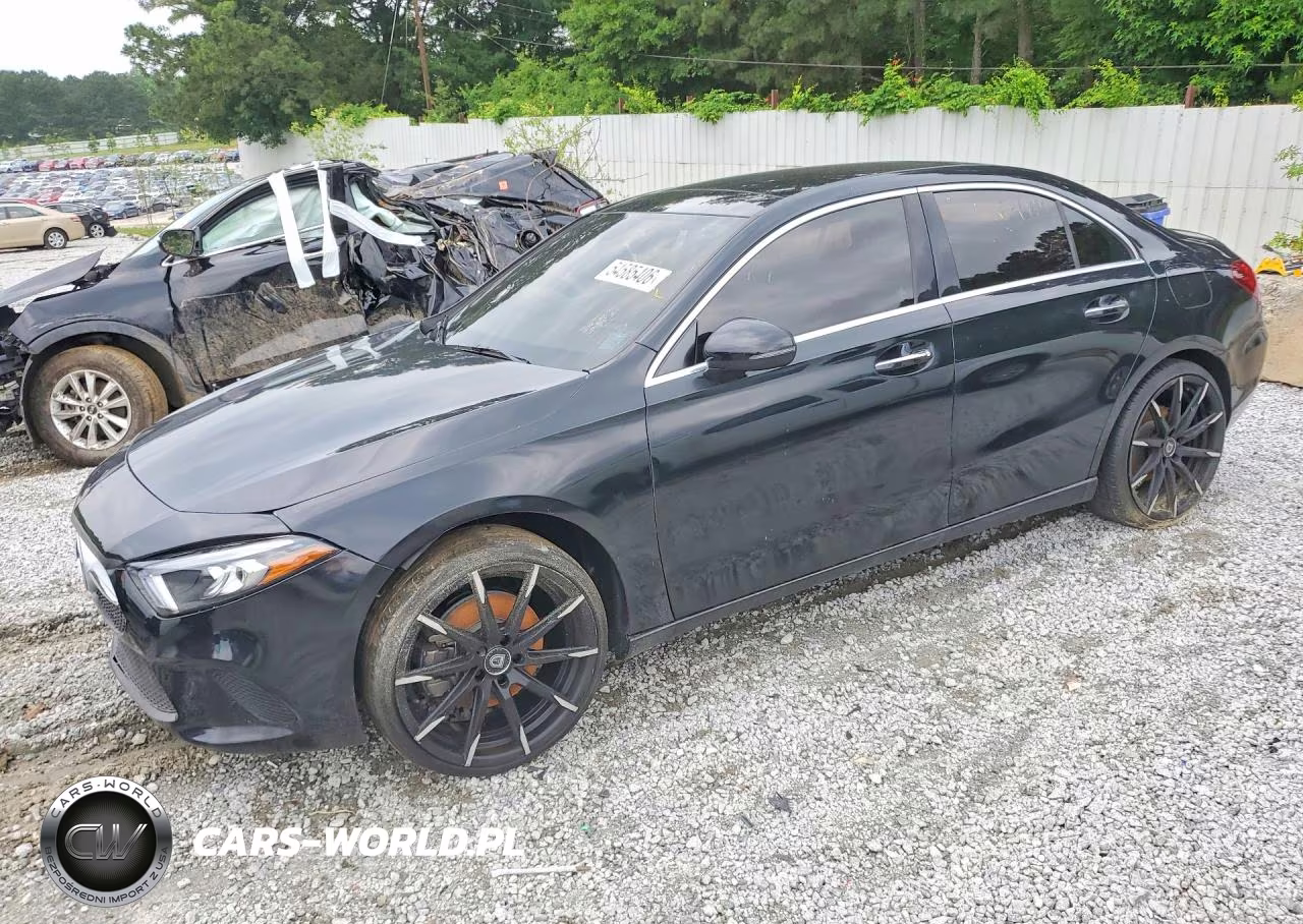 2019 Mercedes-Benz A 220 4Matic – zdjęcie 1 z 12