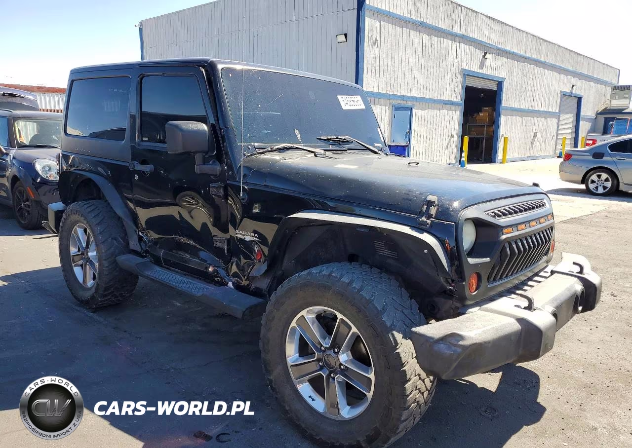 2008 Jeep Wrangler Sahara VIN:1J4FA54118L652380 - 4