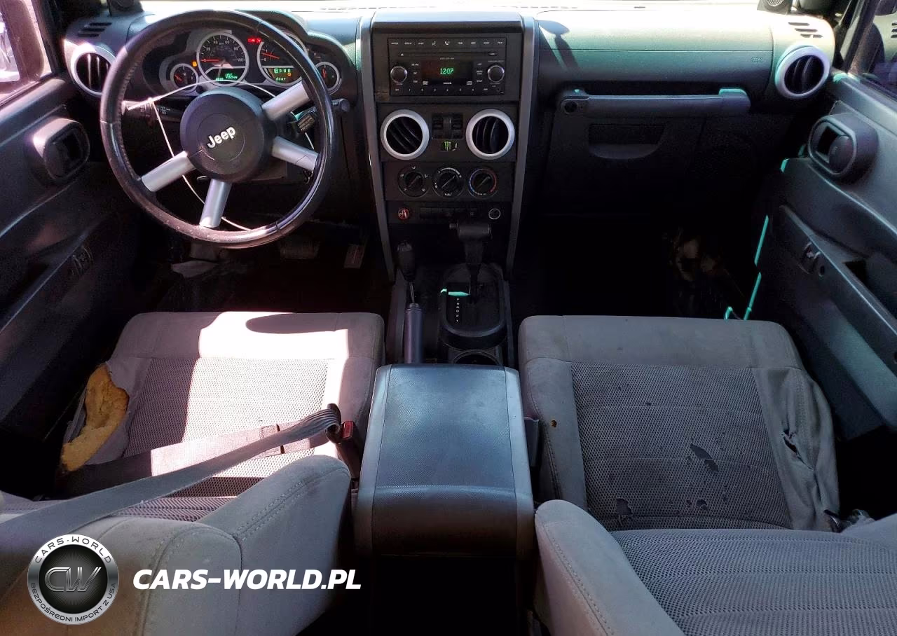 2008 Jeep Wrangler Sahara VIN:1J4FA54118L652380 - 8