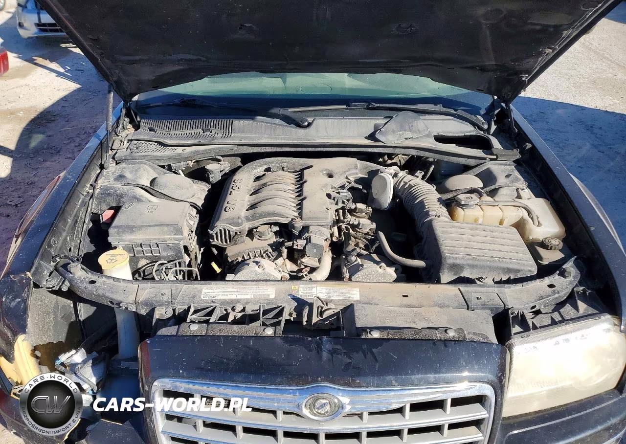 2010 Chrysler 300 Touring VIN:2C3CA1CV6AH329326 - 11