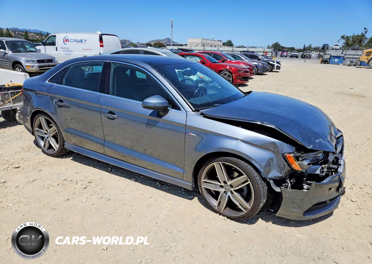 2015 Audi A3 Prestige S-Line VIN:WAUKFGFF1F1099441 - 4