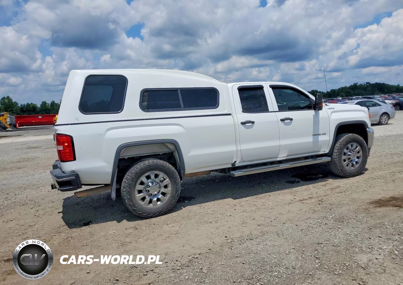 2019 GMC Sierra K2500 Heavy Duty VIN:2GT22NEG4K1146978 - 3