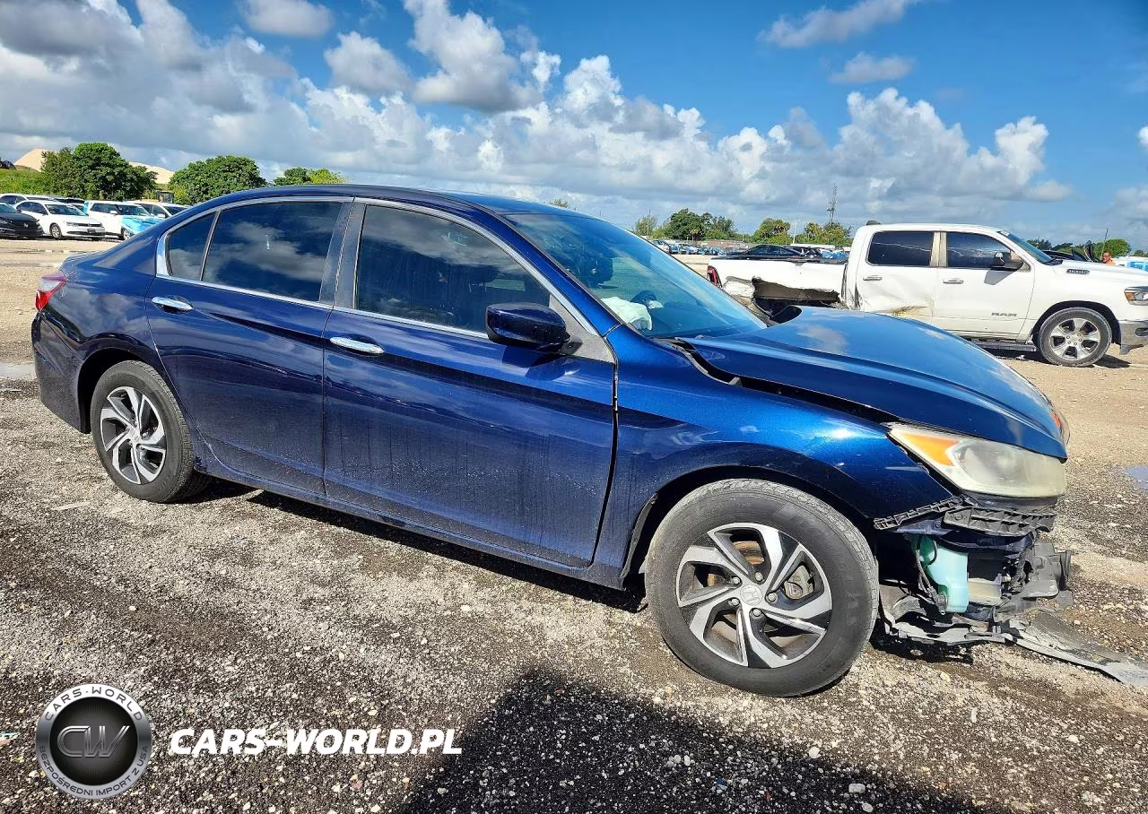 2017 Honda Accord Lx VIN:1HGCR2F40HA057976 - 4