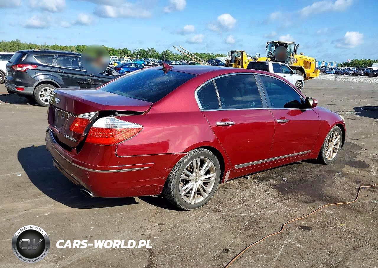 2011 Hyundai Genesis 4.6L VIN:KMHGC4DF0BU140570 - 3