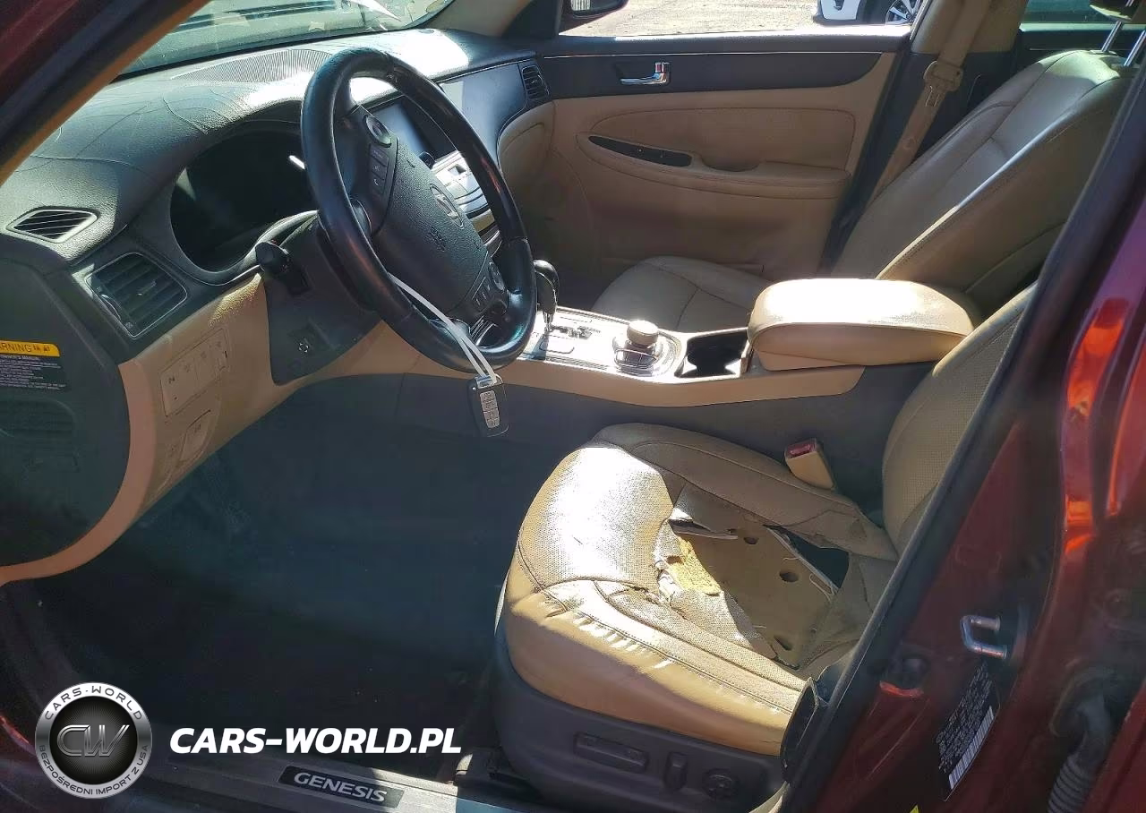 2011 Hyundai Genesis 4.6L VIN:KMHGC4DF0BU140570 - 7