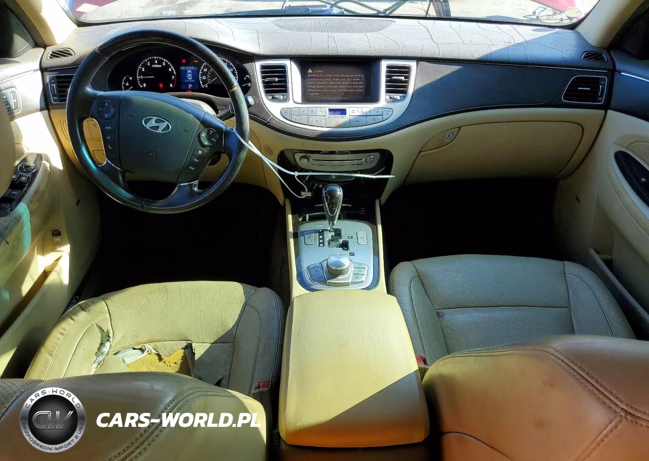 2011 Hyundai Genesis 4.6L VIN:KMHGC4DF0BU140570 - 8