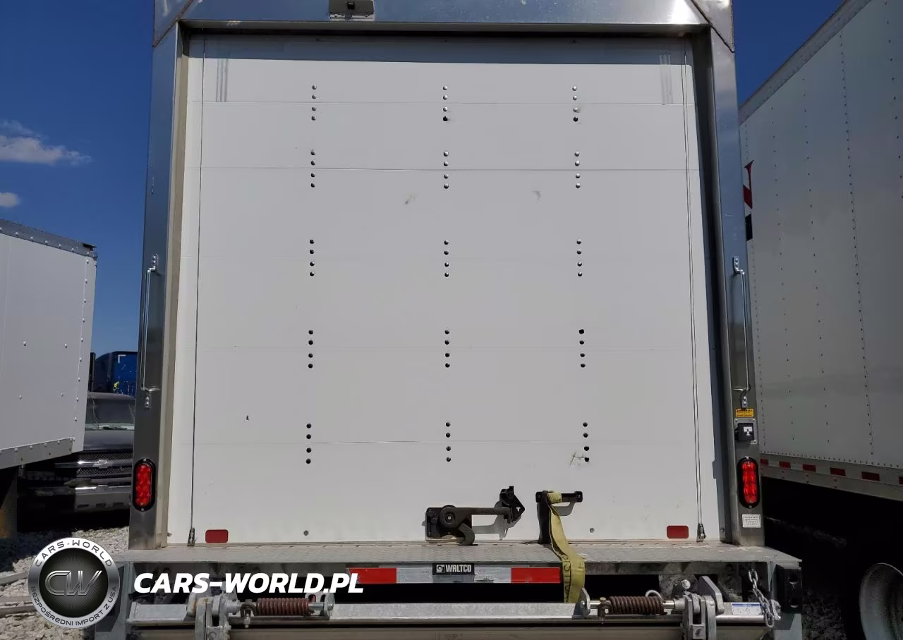 2023 Chevrolet Silverado Medium Duty VIN:1HTKHPVK2PH781039 - 6
