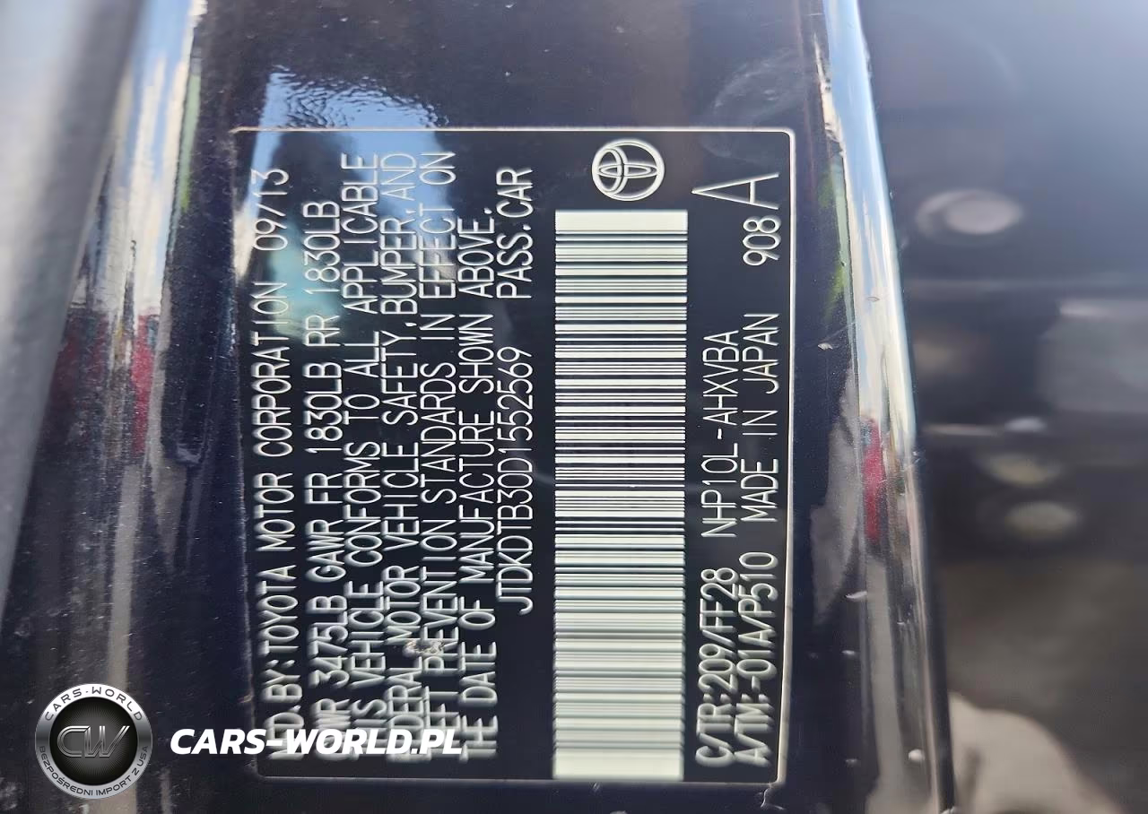 2013 Toyota Prius C Two VIN:JTDKDTB30D1552569 - 12