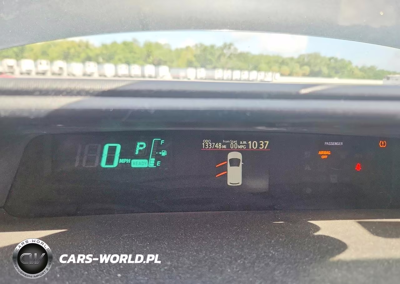 2013 Toyota Prius C Two VIN:JTDKDTB30D1552569 - 9
