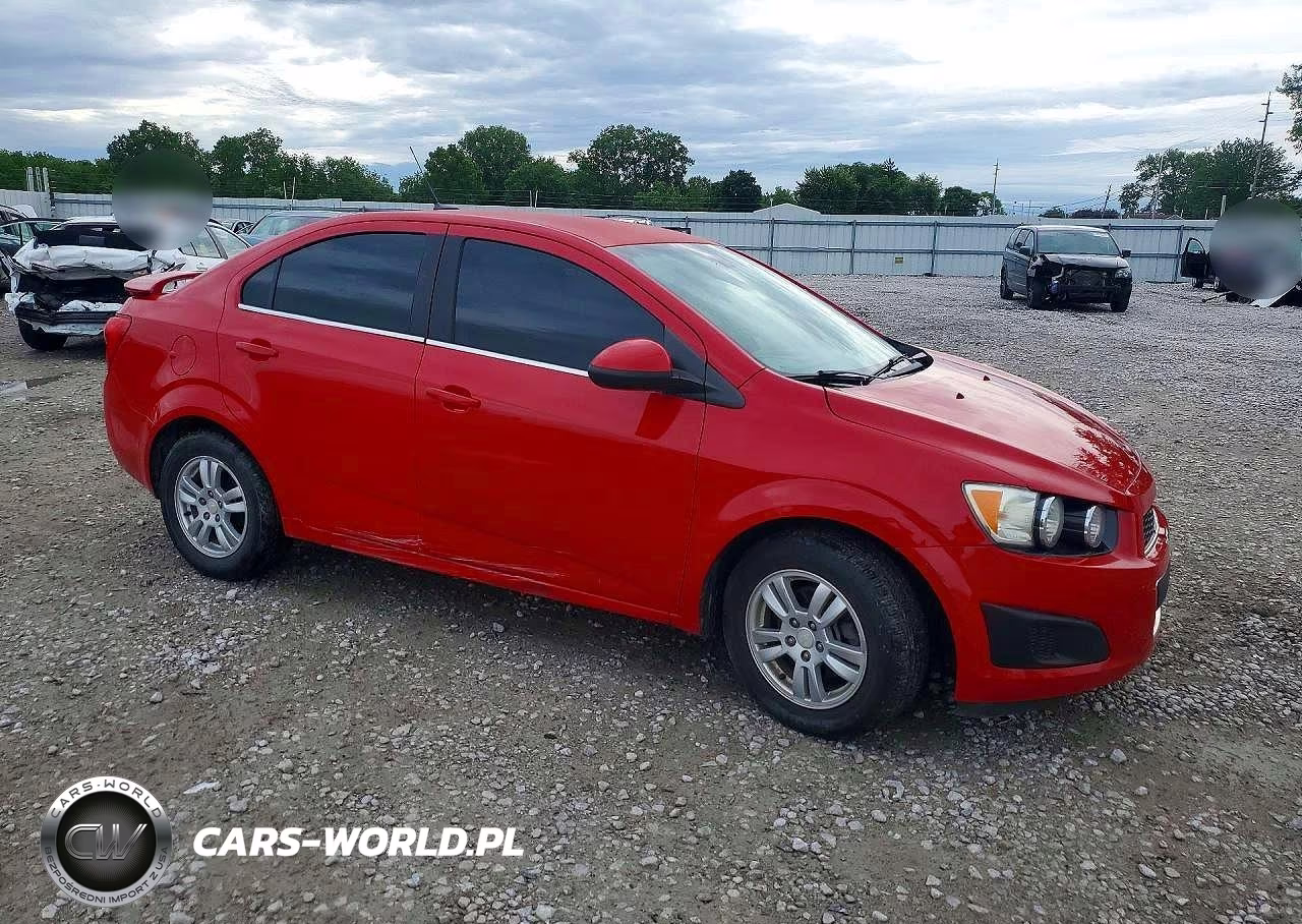 2013 Chevrolet Sonic Lt VIN:1G1JC5SB3D4217332 - 4
