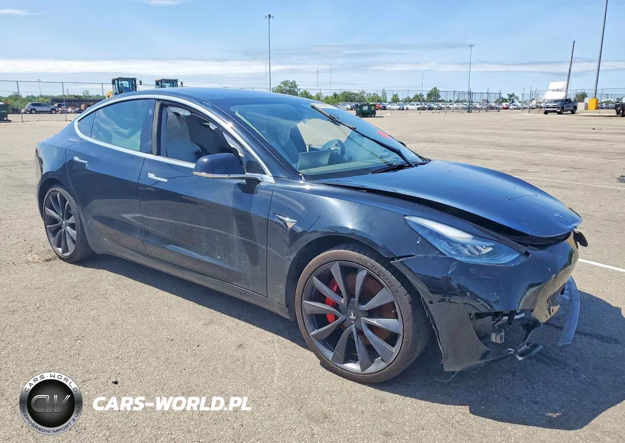 2020 Tesla Model 3 VIN:5YJ3E1EC1LF796416 - 4