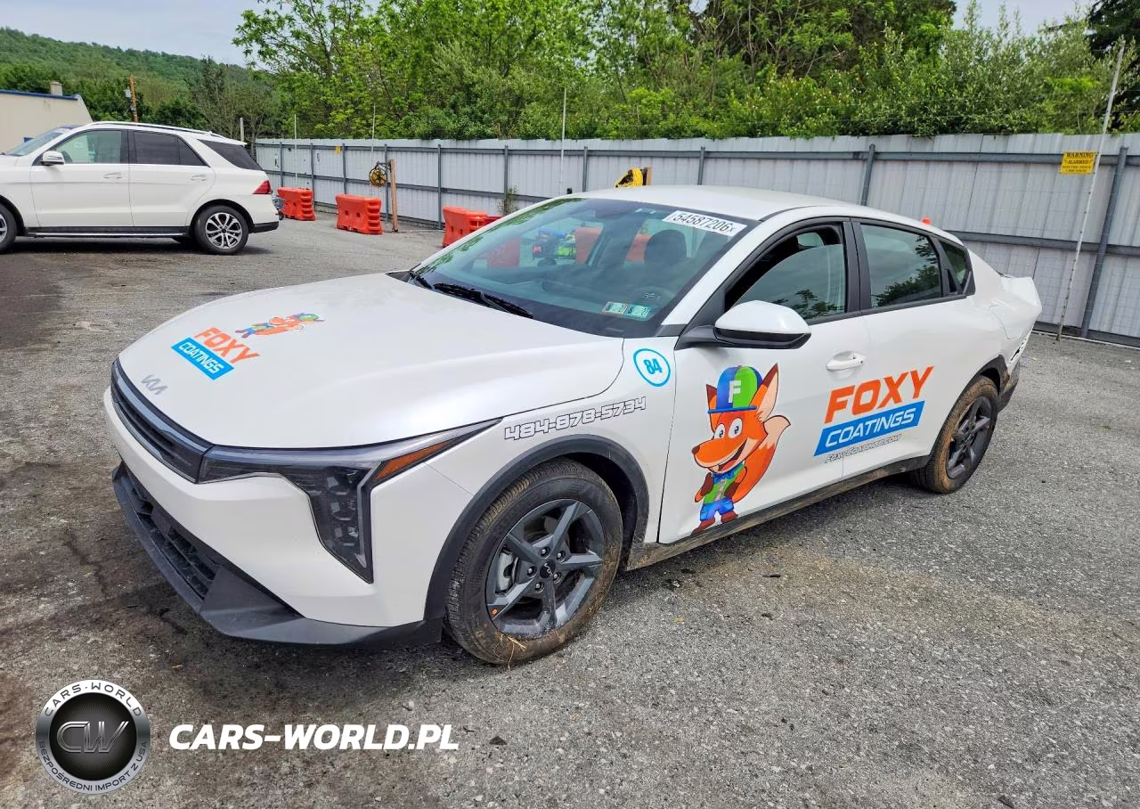 2026 Kia K4 Lxs – zdjęcie 1 z 12