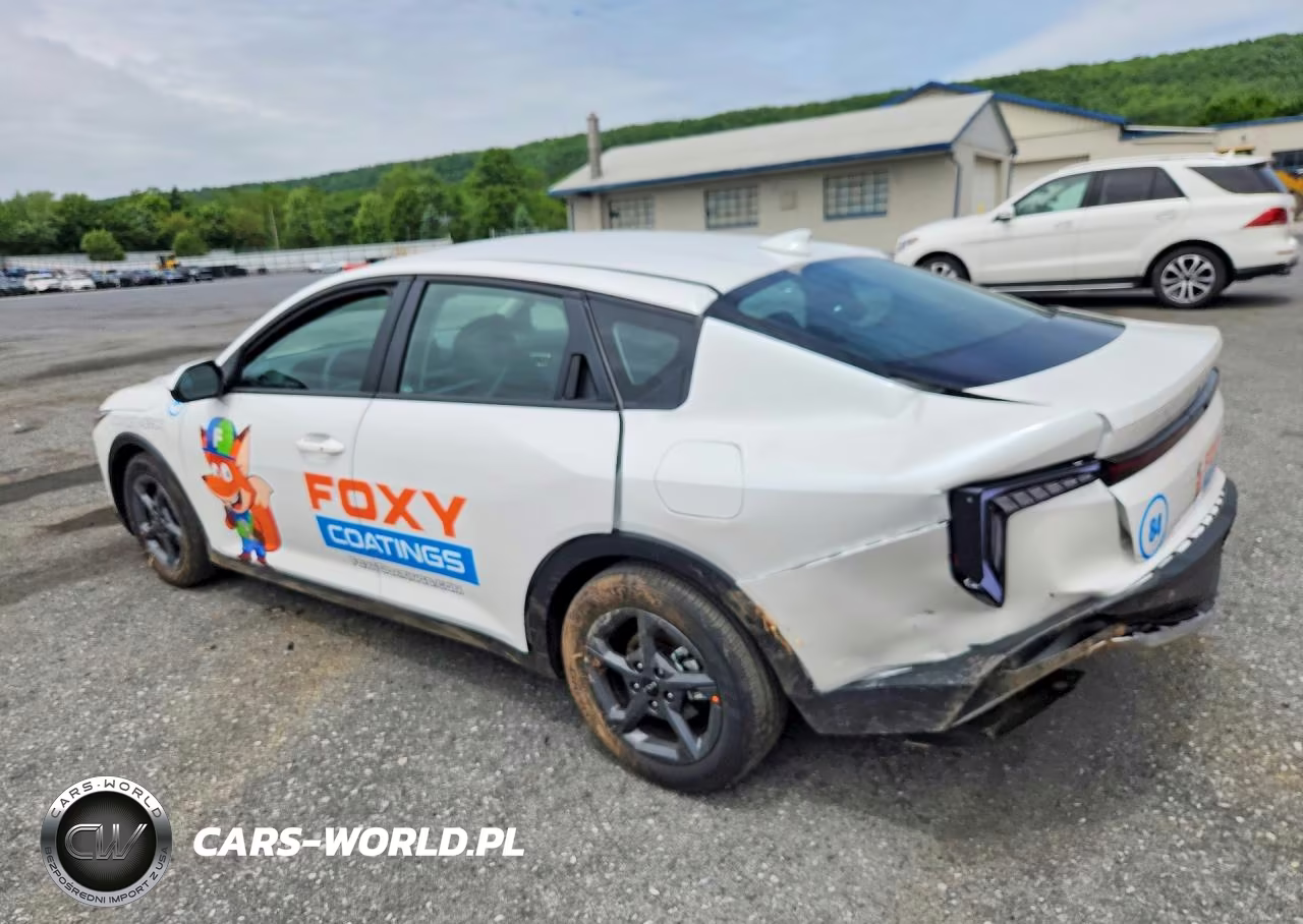 2026 Kia K4 Lxs VIN:3KPFT4DE5TE267676 - 2