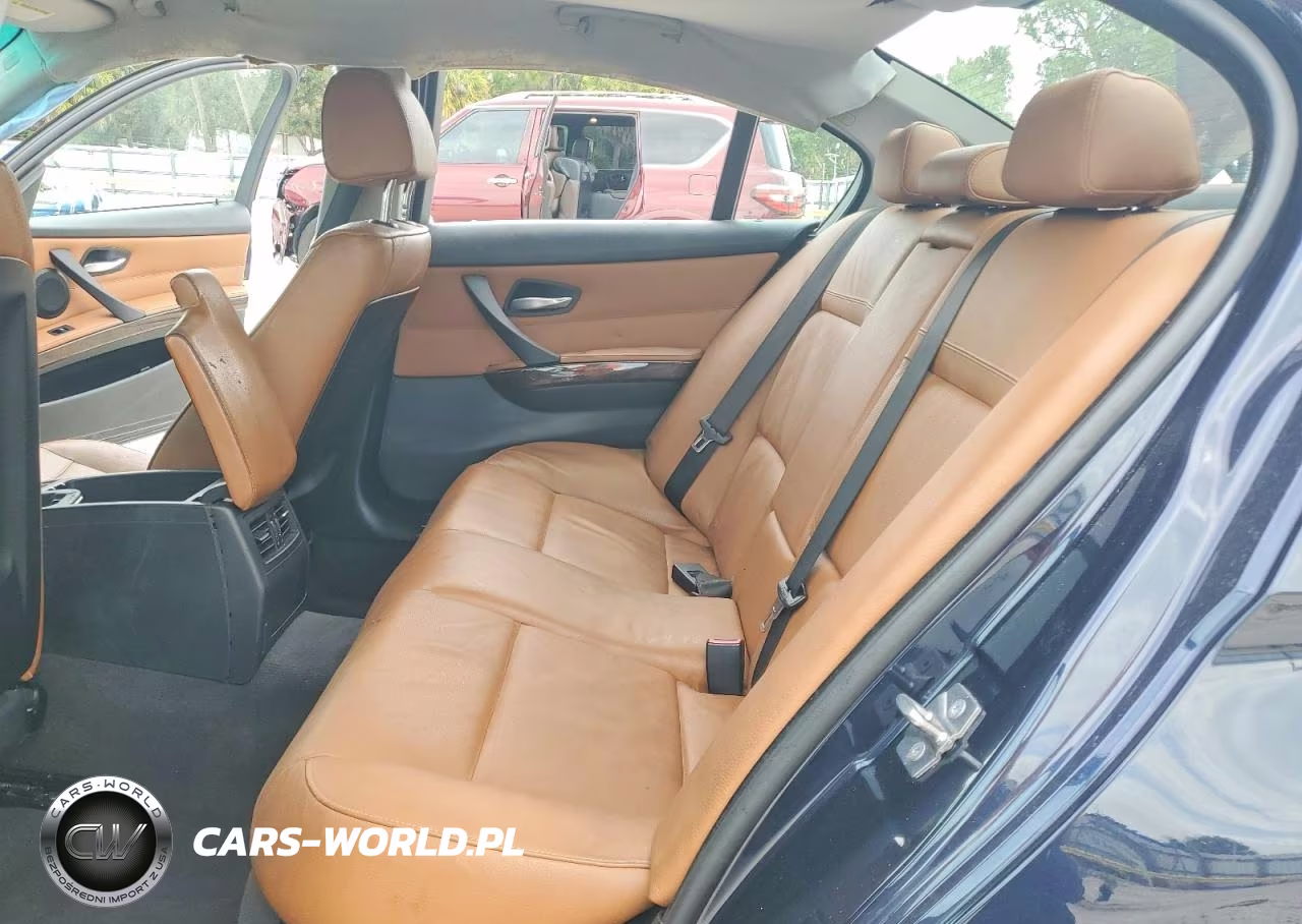 2010 BMW 328 I VIN:WBAPH7G51ANM51490 - 10