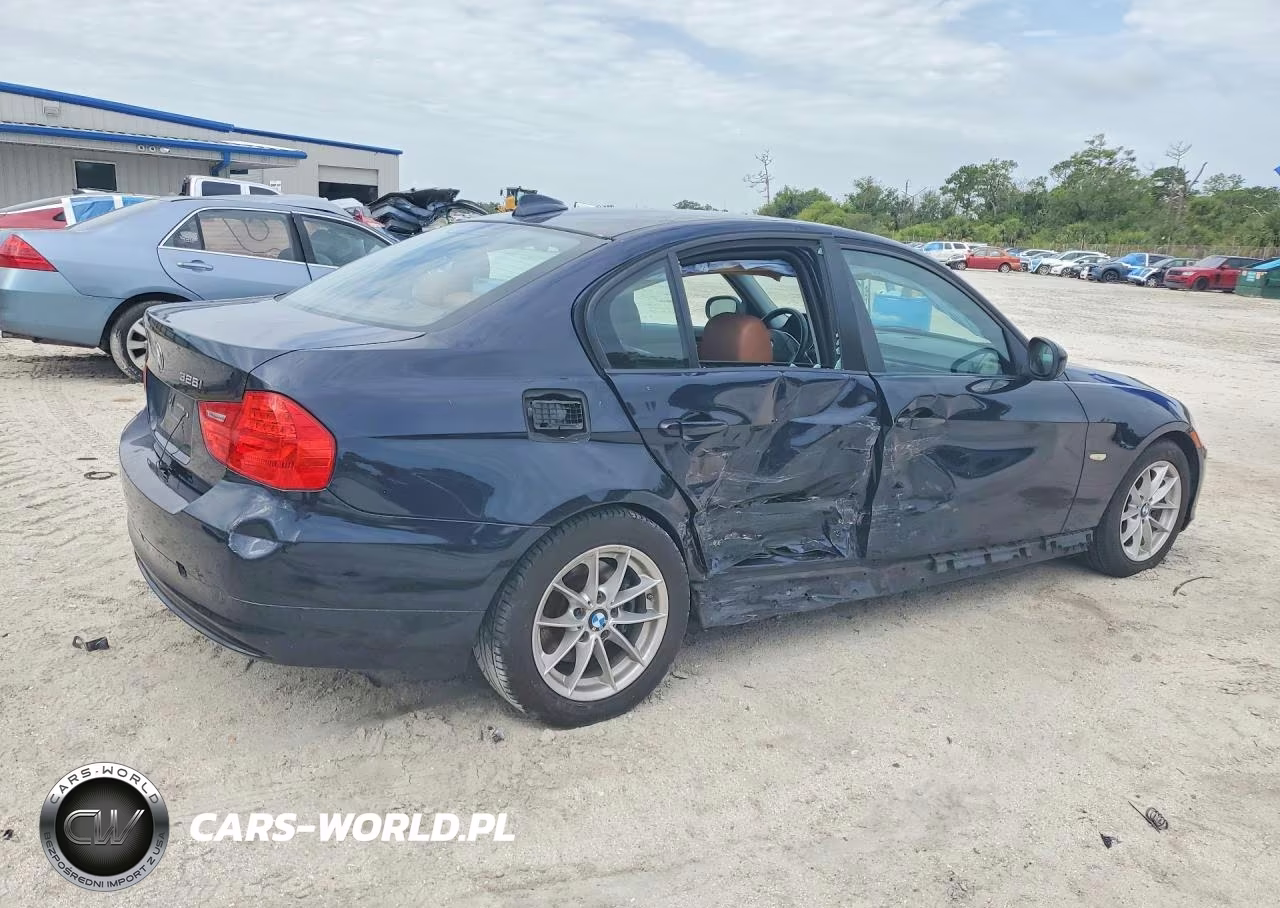 2010 BMW 328 I VIN:WBAPH7G51ANM51490 - 3