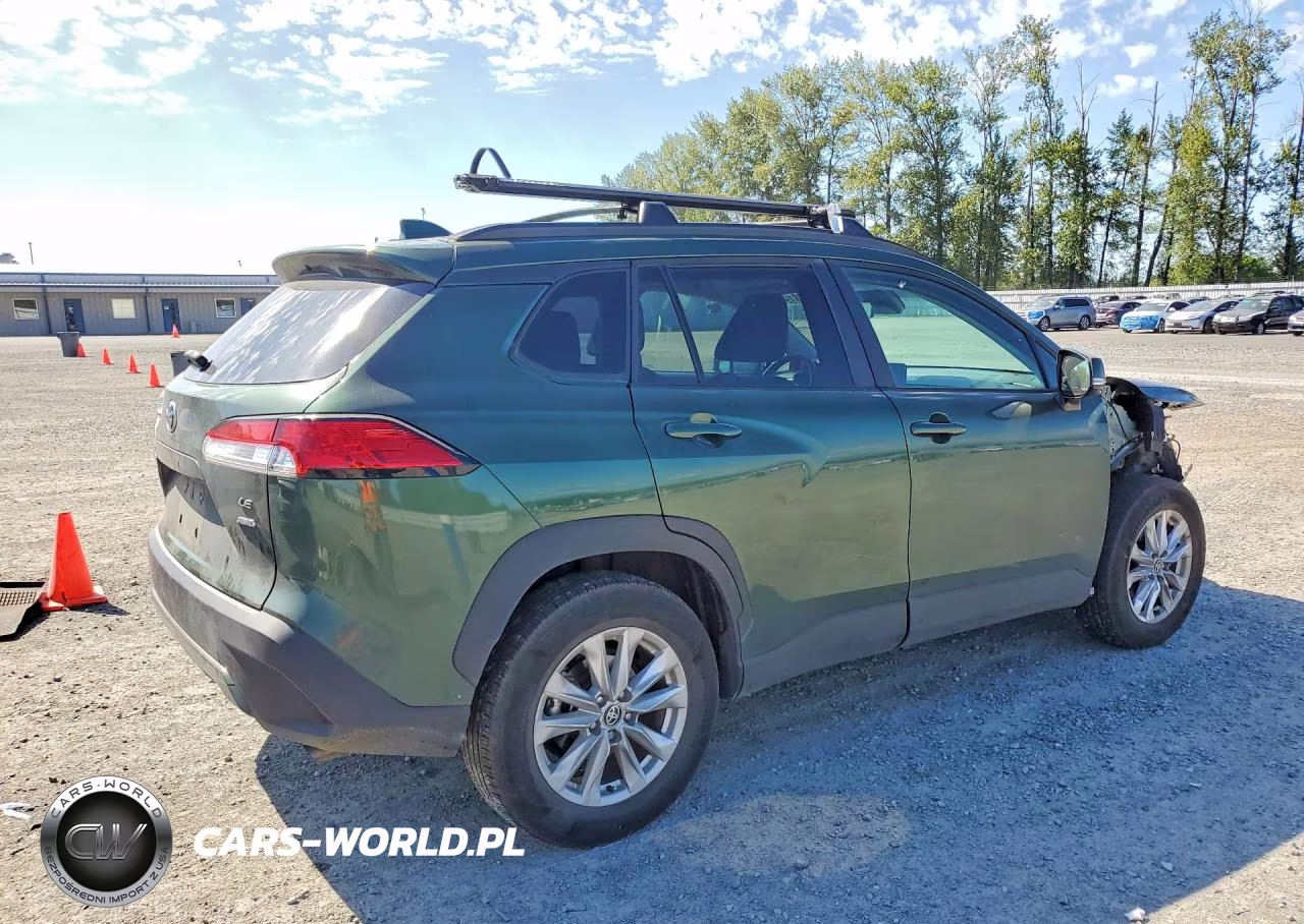 2024 Toyota Corolla Cross Le VIN:7MUBAABG5RV090333 - 3