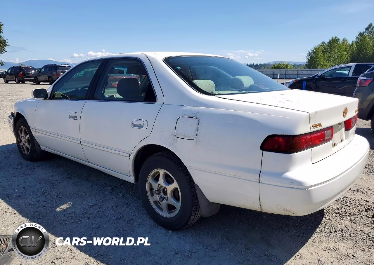 1997 Toyota Camry Le VIN:JT2BG22K9V0073298 - 2