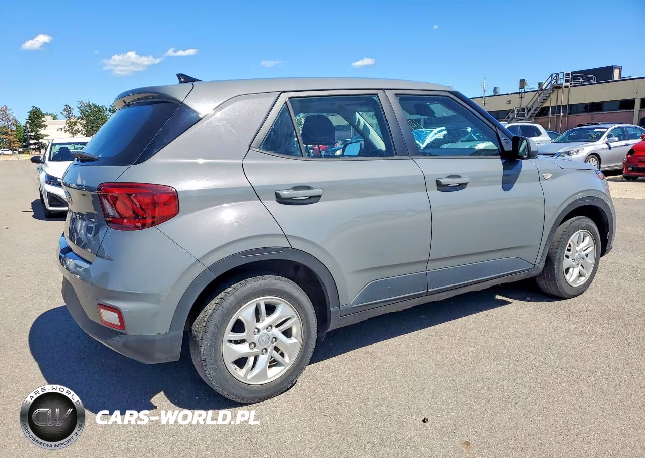 2021 Hyundai Venue Se VIN:KMHRB8A32MU069596 - 3