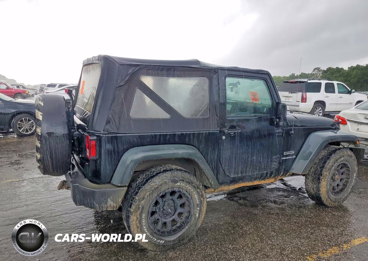 2015 Jeep Wrangler Sport VIN:1C4AJWAG1FL723301 - 3