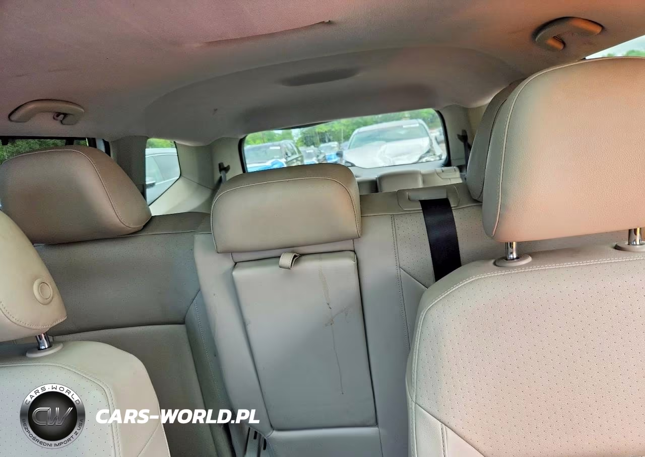 2018 Volkswagen Atlas Se VIN:1V2PR2CA8JC572923 - 10