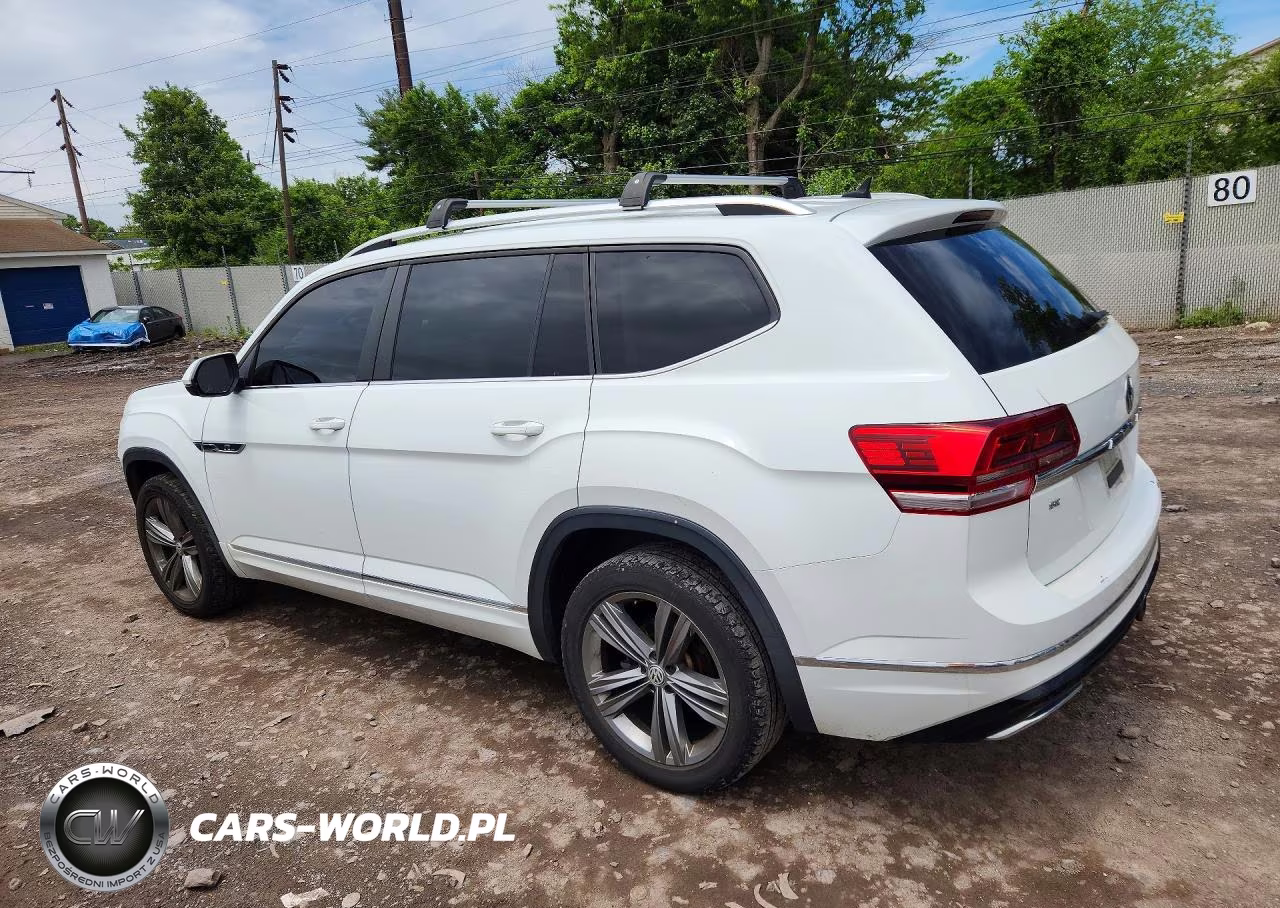 2018 Volkswagen Atlas Se VIN:1V2PR2CA8JC572923 - 2