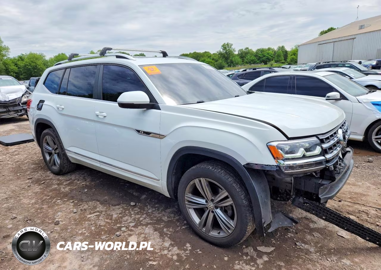 2018 Volkswagen Atlas Se VIN:1V2PR2CA8JC572923 - 4