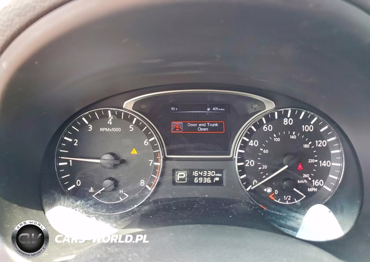 2015 Nissan Altima 2.5 S VIN:1N4AL3APXFC476004 - 9