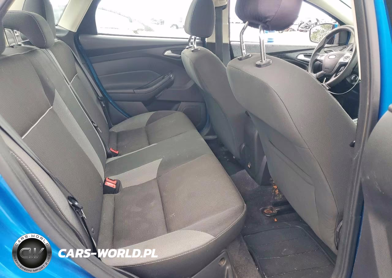 2012 Ford Focus Se VIN:1FAHP3F20CL205822 - 10