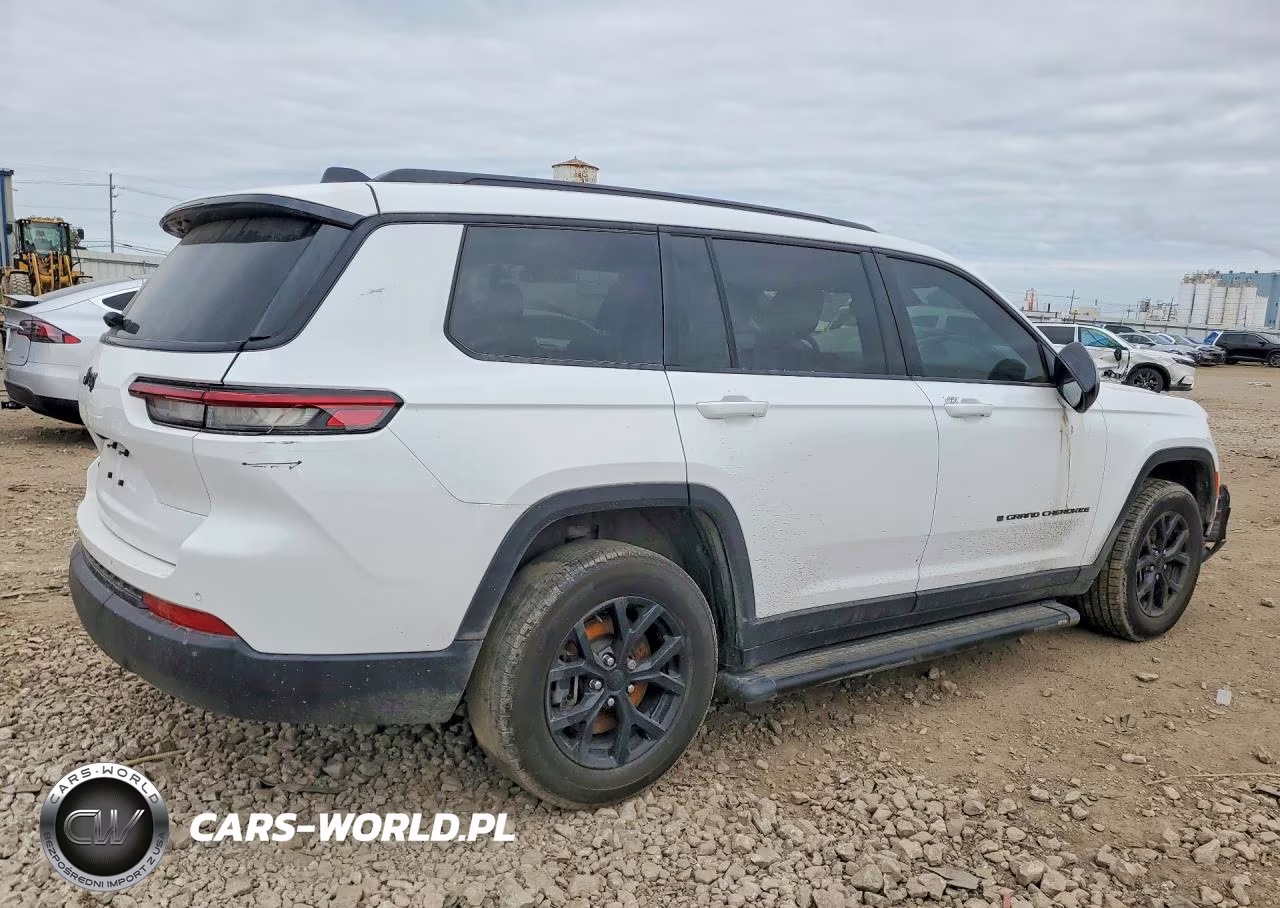 2024 Jeep Grand Cherokee L Laredo VIN:1C4RJKAG5R8562146 - 3