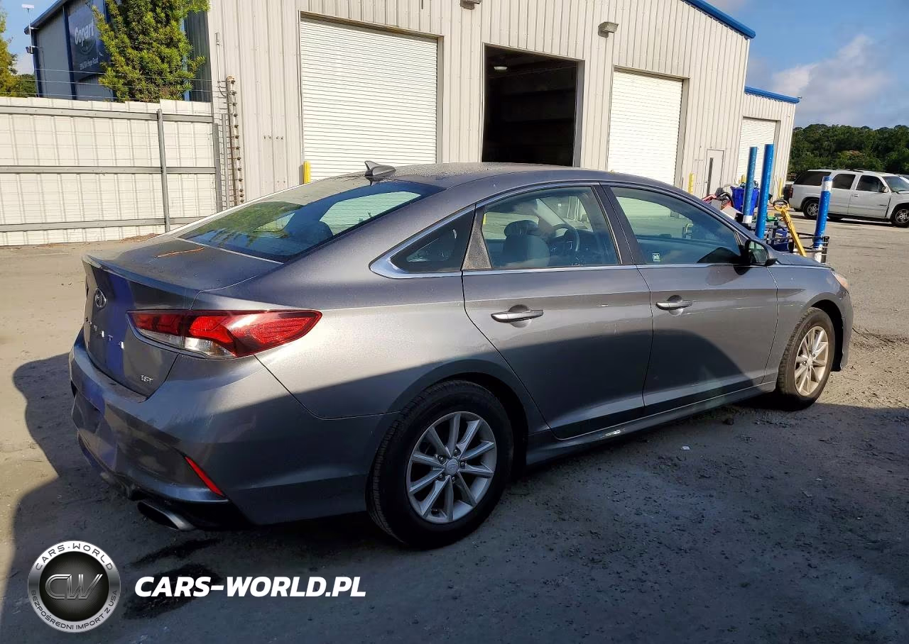 2018 Hyundai Sonata Eco VIN:5NPE24AA0JH674006 - 3
