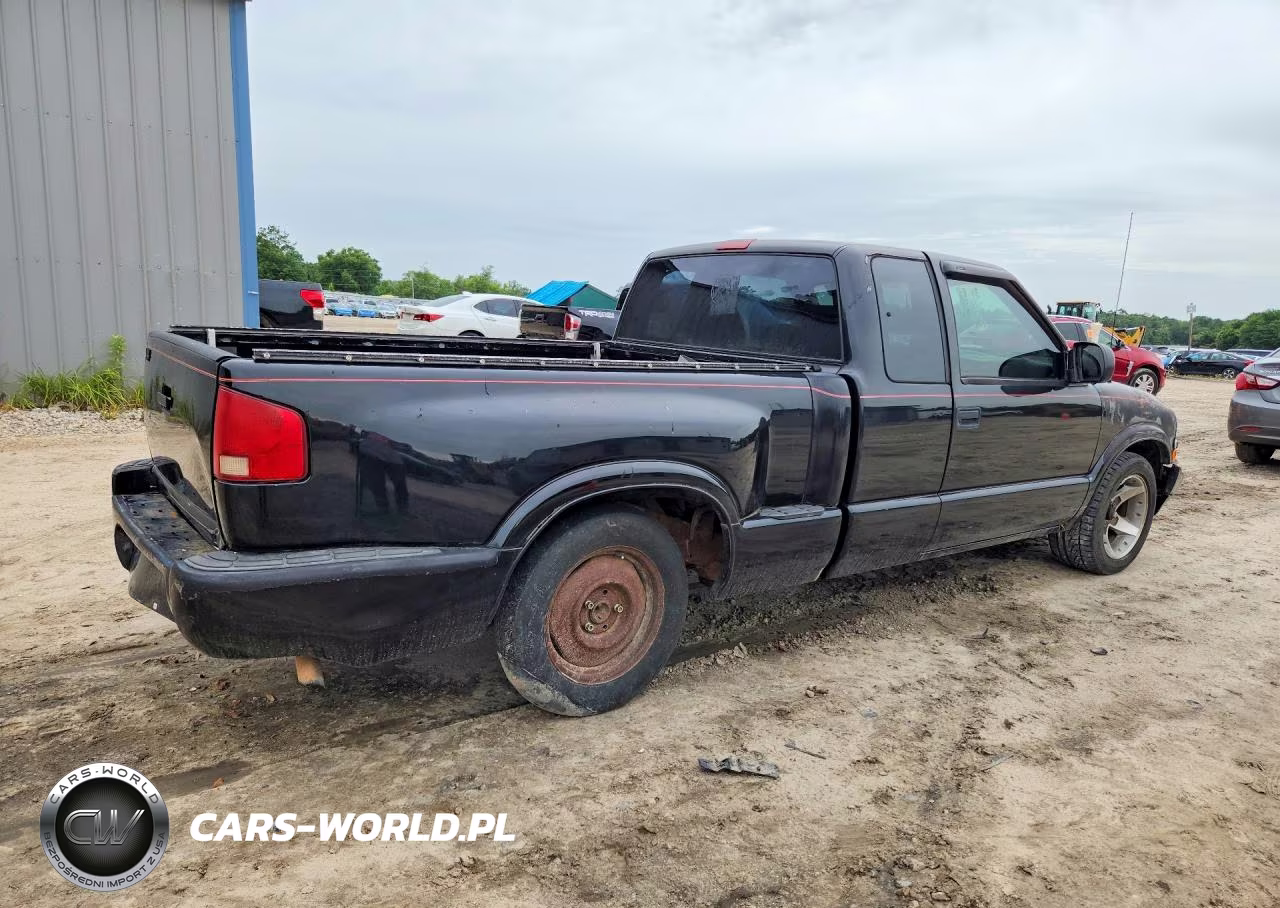 2003 Chevrolet S Truck S10 VIN:1GCCS19X238156219 - 3