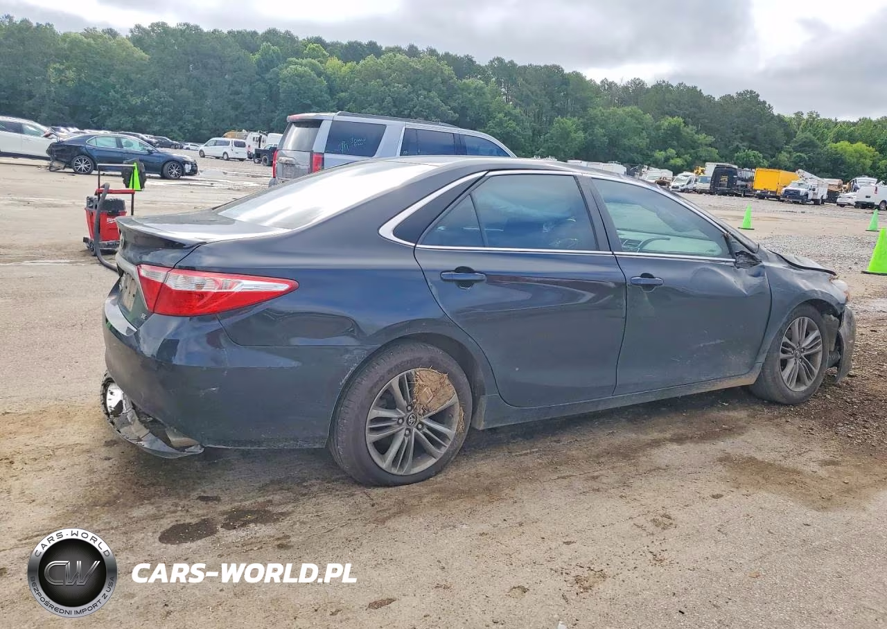 2017 Toyota Camry Se VIN:4T1BF1FK7HU746421 - 3