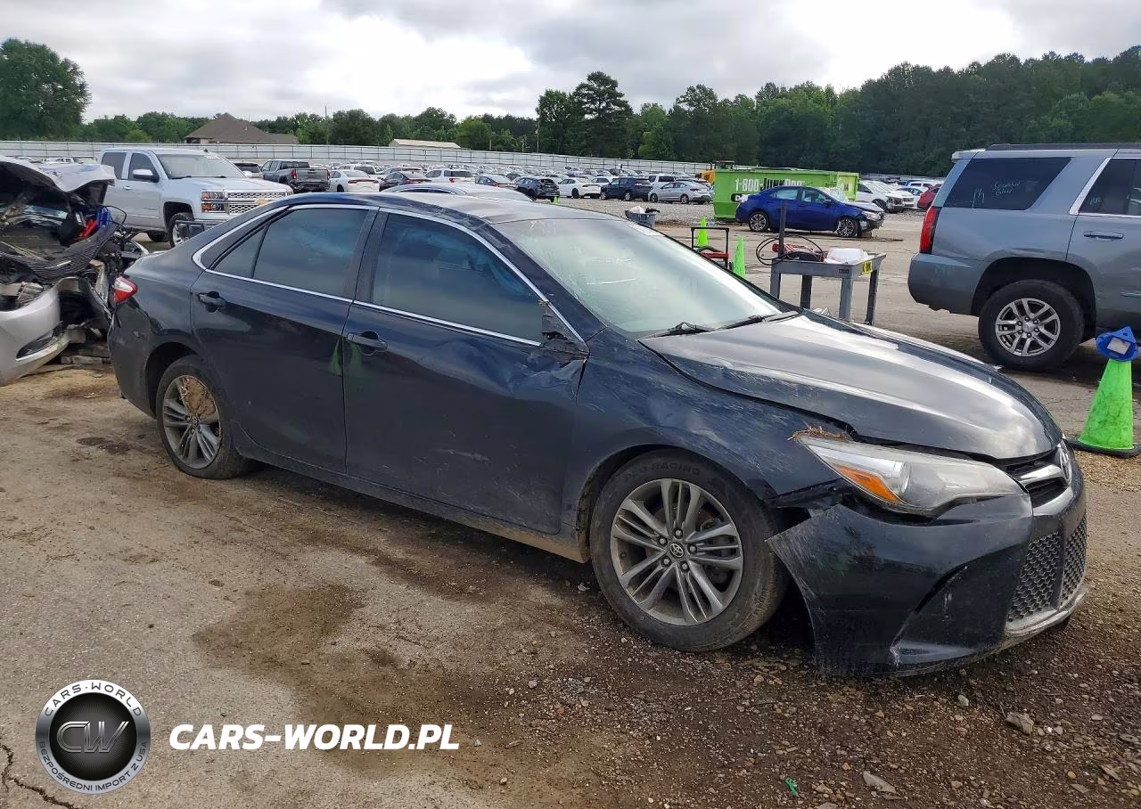 2017 Toyota Camry Se VIN:4T1BF1FK7HU746421 - 4