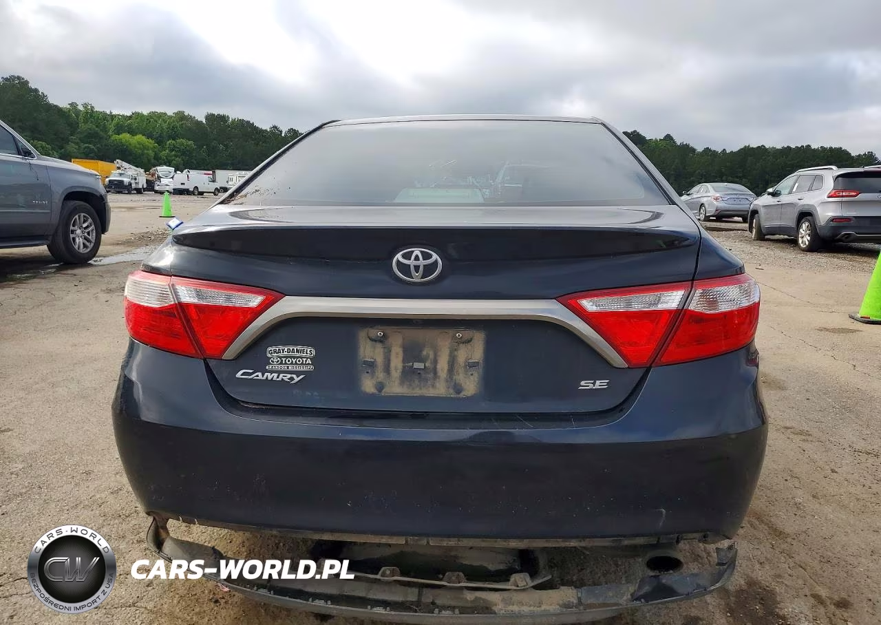 2017 Toyota Camry Se VIN:4T1BF1FK7HU746421 - 6