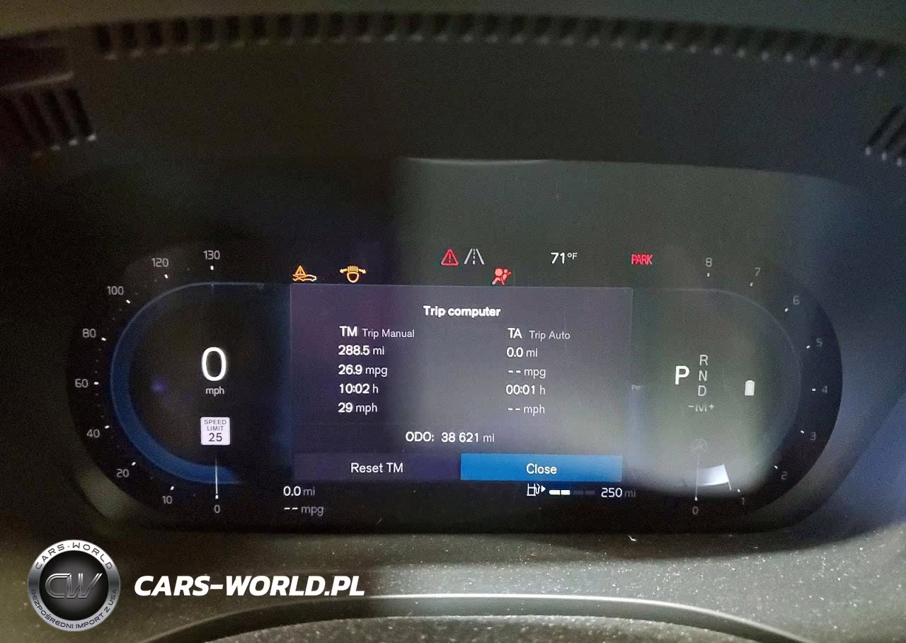 2022 Volvo Xc60 B5 Momentum VIN:YV4L12RK3N1091502 - 9