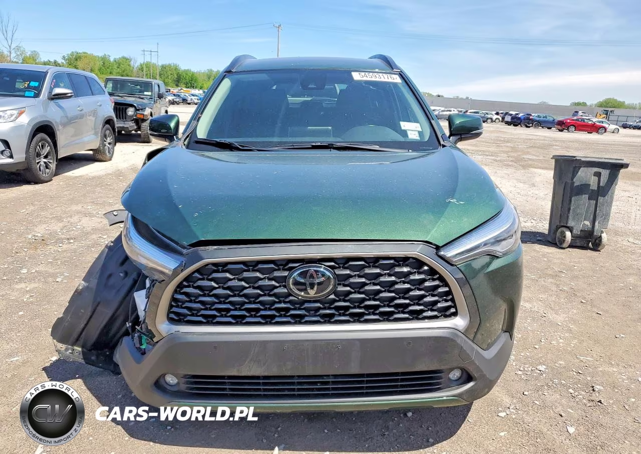 2022 Toyota Corolla Cross Xle VIN:7MUEAABG7NV041349 - 5