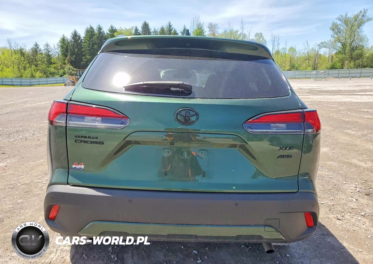 2022 Toyota Corolla Cross Xle VIN:7MUEAABG7NV041349 - 6