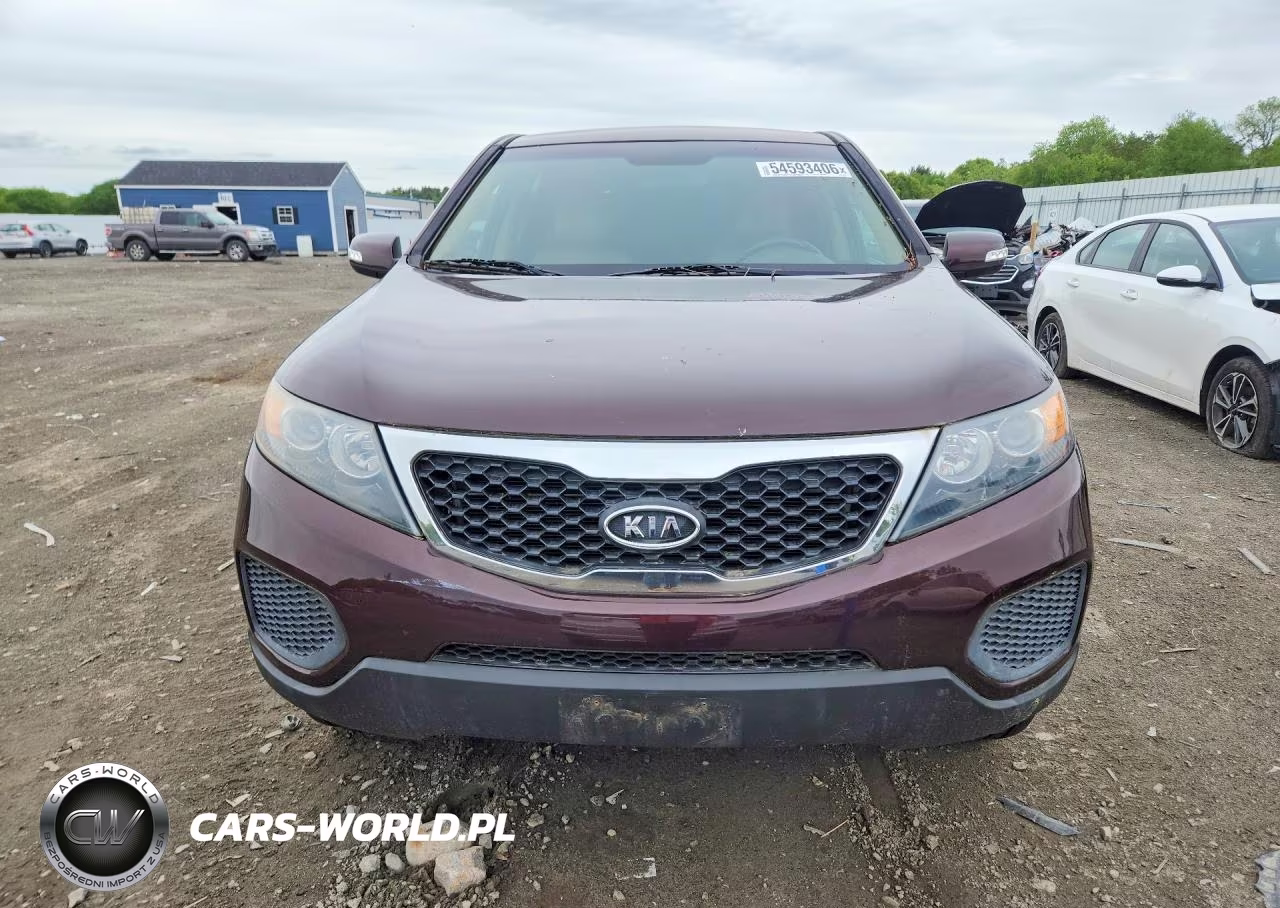 2012 Kia Sorento Lx VIN:5XYKT4A15CG250427 - 5
